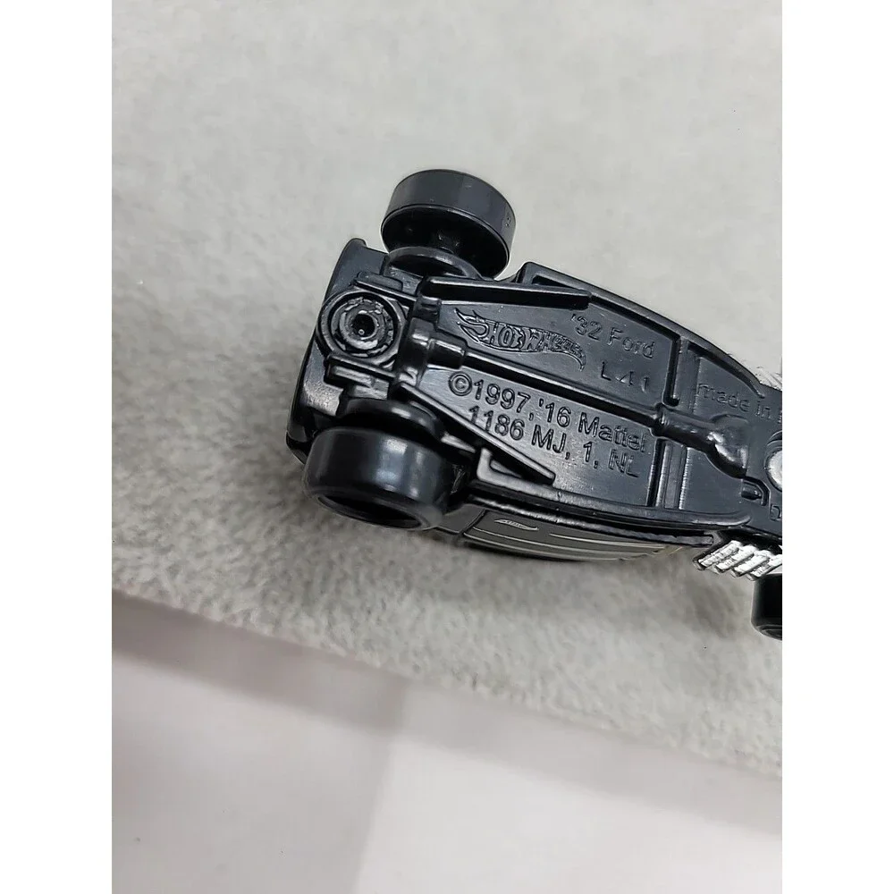 1932 FORD HOT ROD, MAISTO DIE CAST METAL CAR TOY Hot Wheels 1997 '16 1:64